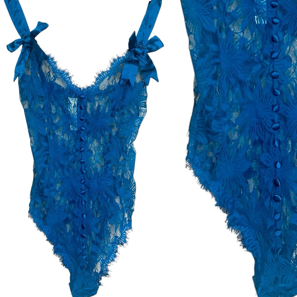 Victoria's Secret gold label vintage lace bodysuit size medium